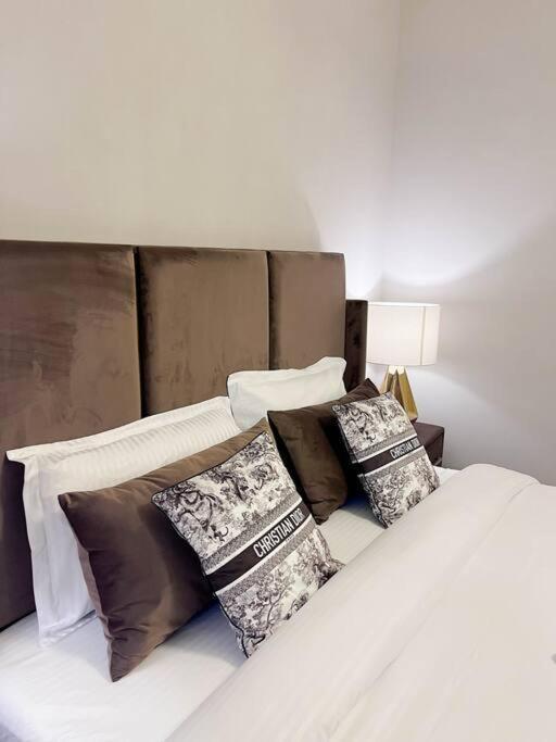 Magnificent 2 Bedroom With Stunning Burj Khalifa View Dubai Ngoại thất bức ảnh